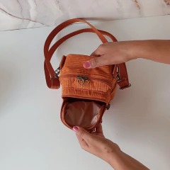 Shoulder Bag Vitória Caramelo
