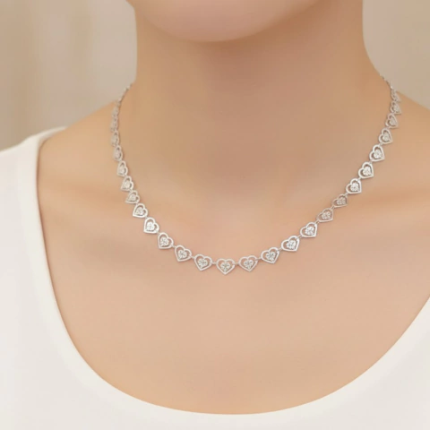Collar en Forma de Corazon en Acero Inoxidable Enchapado en Oro 18k