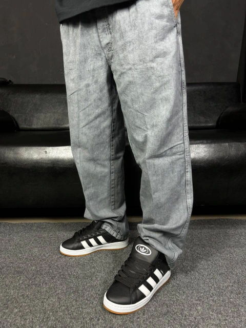 CALCA JEANS RETA CHUMBO ESTONADA