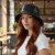 Piluso Gorro Charol Invierno Impermeable Importado Premium en internet