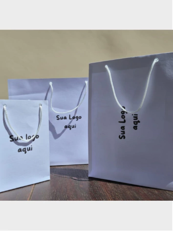 Sacola Personalizada de Papel – Com ou Sem Logo