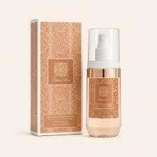 Body and Hair Perfume Afeer Fakhar Rose feminino 200 ml em embalagem spray para aplicação no corpo e nos cabelos.