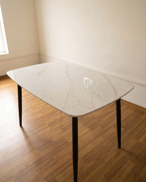 Mesa Bianca 1.20 y 1.40 CM