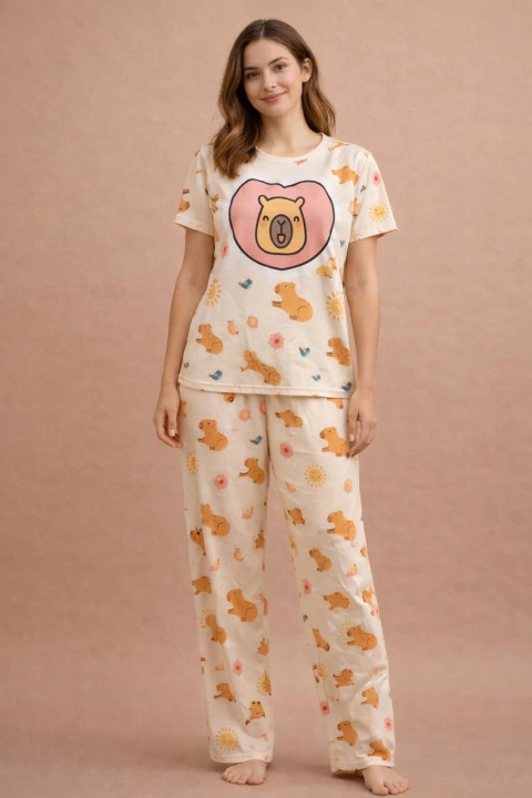 CONJUNTO TSHIRT MANGUINHA CALÇA SUEDE BEGE CAPIVARA