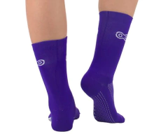 Meia Marcio May Roxo na internet