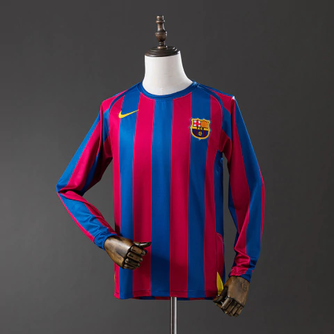 Camisa Retrô Barcelona 05/06 - Manga longa
