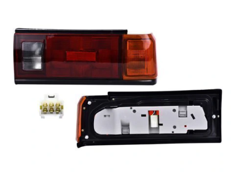 CALAVERA NS TSURU II 90-91 C/FOCO LUCID DEPO DERECHO