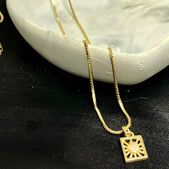 Colar Eclipse Gold | Linha Euphoria na internet