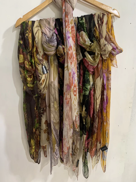 Estolas de seda