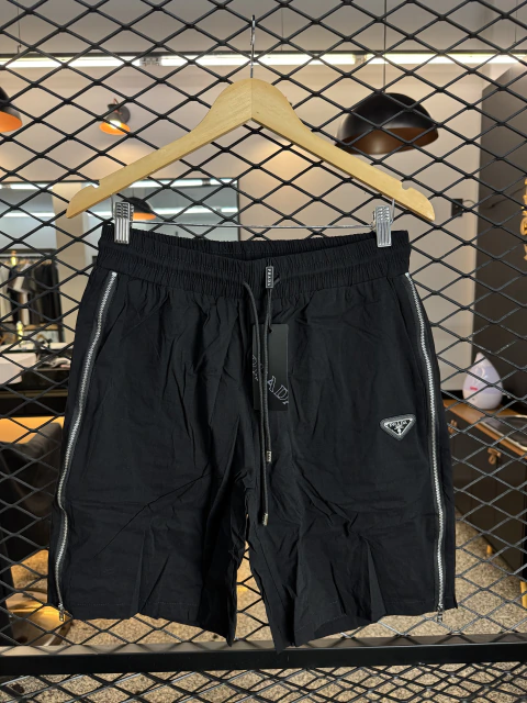 Bermuda Prada