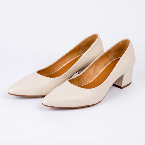 Scarpin Em Couro Off-White - MODV346