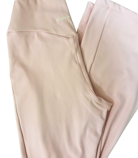 Calça Flare - comprar online