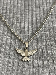 Pingente Espírito Santo Prateado na internet