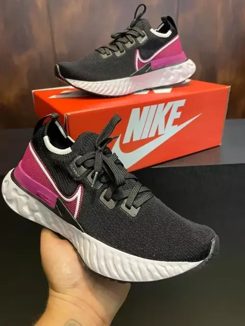 Nike React Infinity na internet