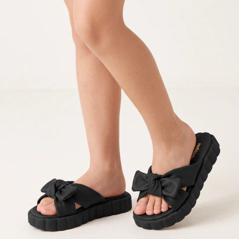 Chinelo Infantil Molekinha Sandália Slide com Laço Menina Confortável Casual Solado Ondulado