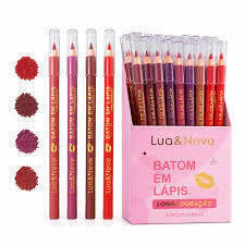 Lapis Labial A Prova D'agua Lua e Neve