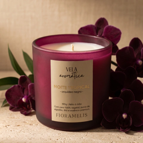 Vela Aromática Noite Tropical — Orquídea Negra 190g