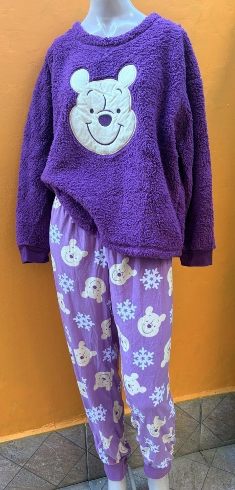 Pijama Feminino em Fleece - Ursinho Pooh
