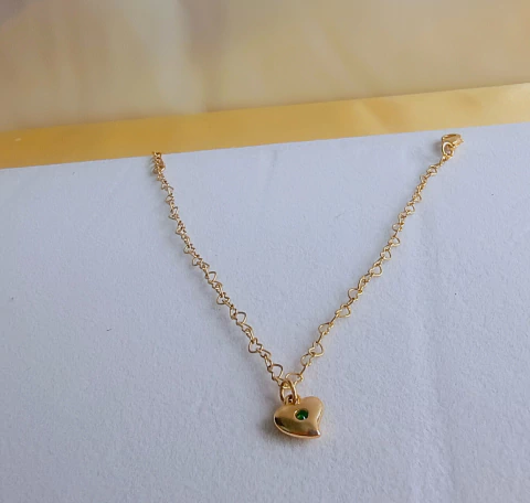 Pulseira Elo de Coração com Ponto de Luz Esmeralda
