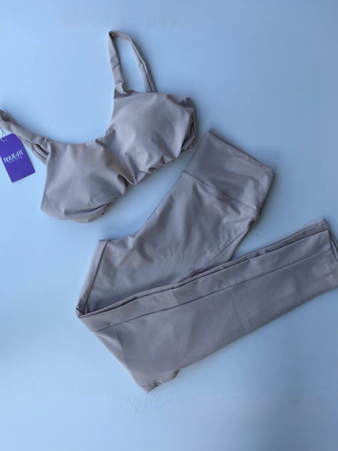 Conjunto Mila Top com Bojo + Legging Comfort Bege - comprar online