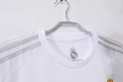 Real Madrid Home 2015/2016 na internet