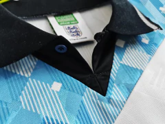 Camisa Retrô da Inglaterra 1990 Score Draw com design "mash-up" na internet