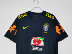 Camisa de Treino da Seleção Brasileira - Preta na internet