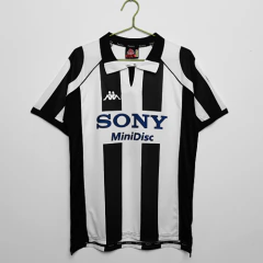 Camisa Retrô Juventus Home 1997/1998