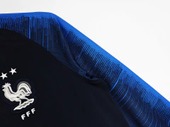 Camisa Retrô Seleção da França Home Manga Longa 2018 na internet