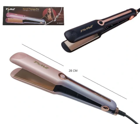 Plancha de pelo Time de 45W en color rosa con detalles dorados, mostrando la plancha extendida, una versión en negro, y el empaque del producto