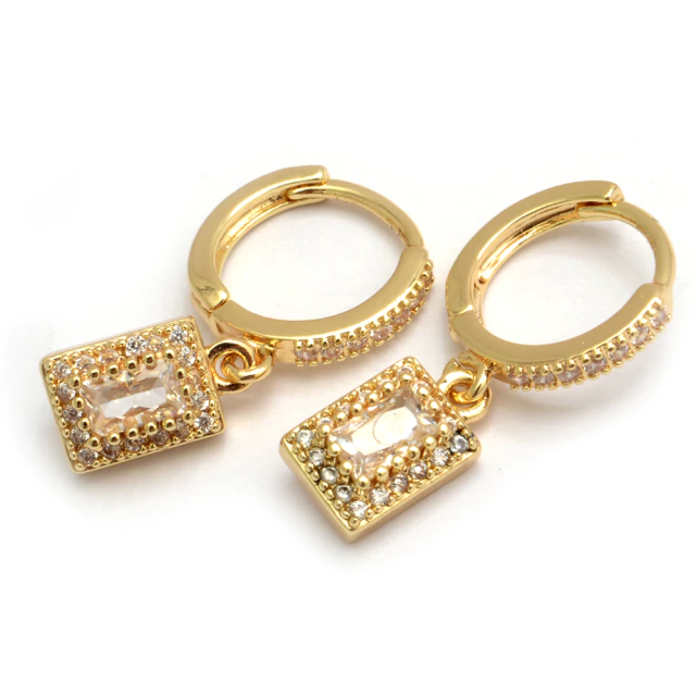 Aros Dorados Cuadrado Cubic 1,3Cm