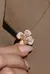 BROCHE FLOR CRAVEJADO BANHADO A OURO