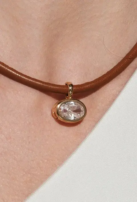 PINGENTE OVAL CRISTAL 10X14 BANHADO OURO