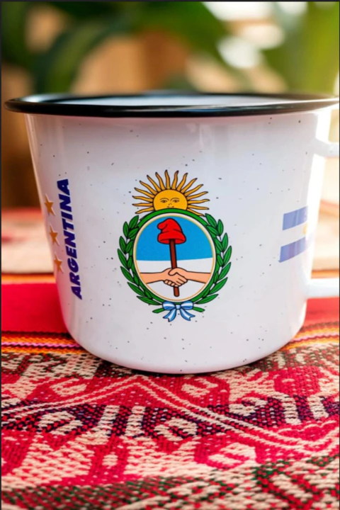 Taza Enlozada- Modelo Escudo y Bandera Argentina