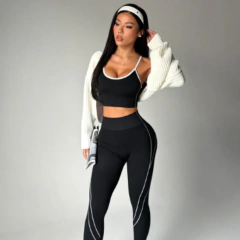 Conjunto Seamless Aura Black na internet