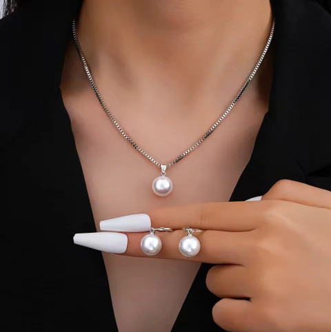 Conjunto Colar e Brinco Pérola Elegance
