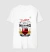 Camiseta branca com estampa em homenagem ao Dia dos Pais do Flamengo, contendo o texto "Existem bons Pais mas os melhores torcem para o Flamengo" com o escudo do time e detalhes em dourado
