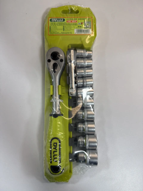 JUEGO DE DADOS CON RACHET Y EXTENSION CR-V - en internet