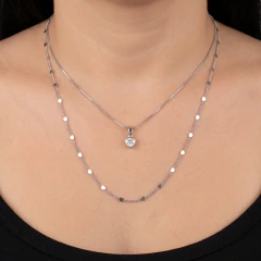 Colar Duplo Folheado Prateado com Coração de Pedra
