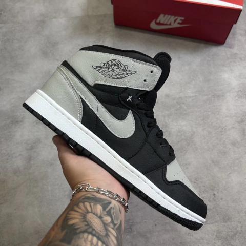 Tênis Air Jordan 1 - Cinza com Preto - comprar online