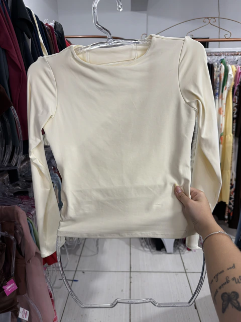 Blusa Baby Look