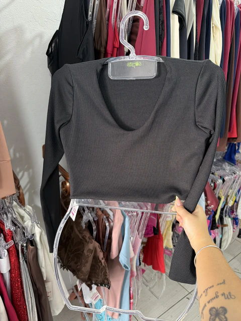 Cropped Canelado Manga Longa