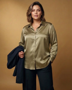 Camisa Social em Cetim Fluido Plus Size | VENURYA na internet
