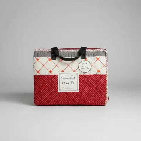 CUBRECAMA MANTRA CON BOLSA 1 1/2 PLAZAS