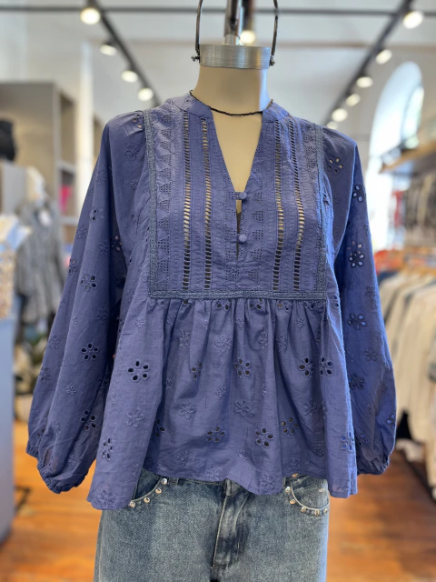 BLUSA ABRIL