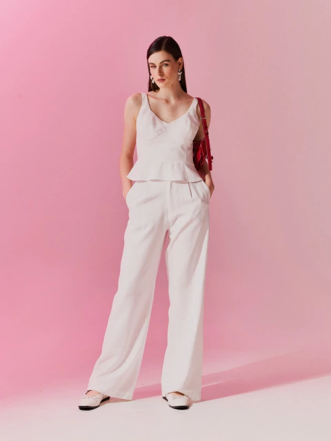 CALÇA RETA EM ALFAIATARIA MARCELLA OFF WHITE - comprar online