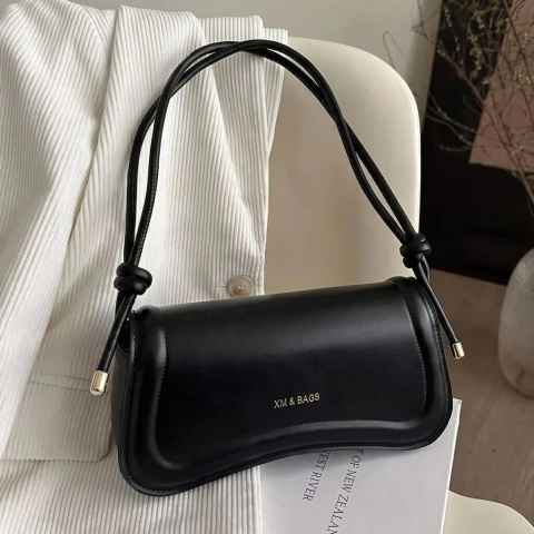 Bolsa elegance ✨ na internet