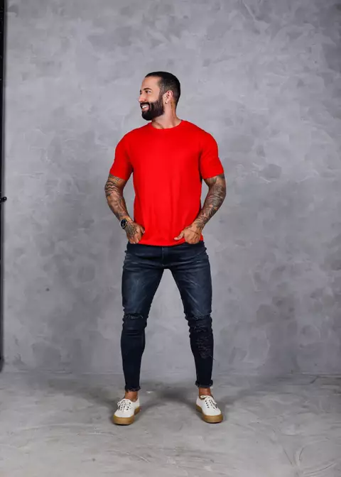 Básica Lisa vermelha -Masculina