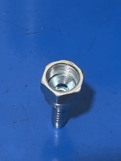 Terminal Fêmea Giratória JIC 37° Reto 3/4" x 3/8" - loja online