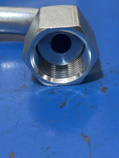 Terminal Fêmea Giratória ORFS Curva 90° 1" x 1/2" - loja online